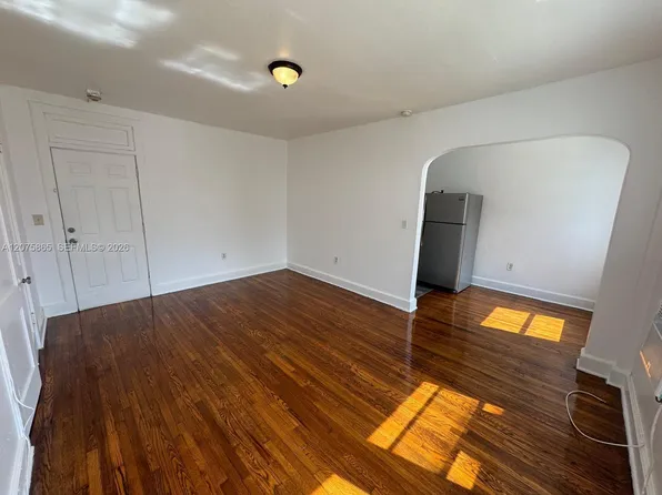177 NE 50th St APT 27, Miami, FL 33137