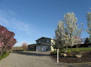 5411 Riverside Dr, Rock Island, WA 98850