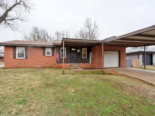 840 General Senter Dr, Midwest City, OK 73110
