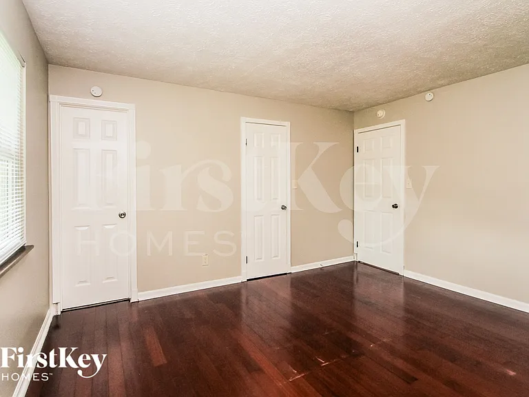 5439 Durango Ct — Photo 10