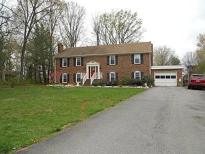 1st image of 222 Oakland Dr