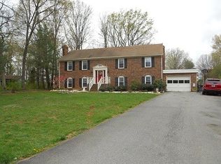 222 Oakland Dr, Madison Heights, VA 24572