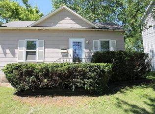 816 N 2nd St, De Soto, MO 63020