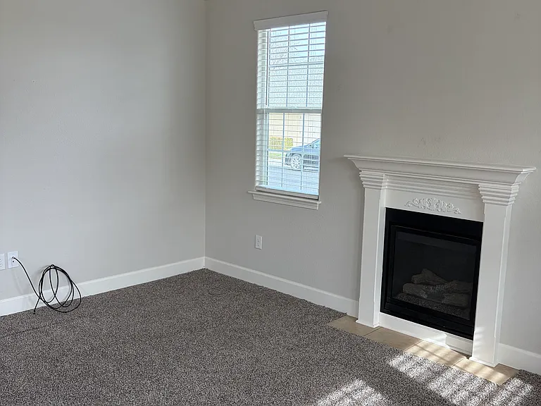 1364 Marjorie Ct — Photo 3