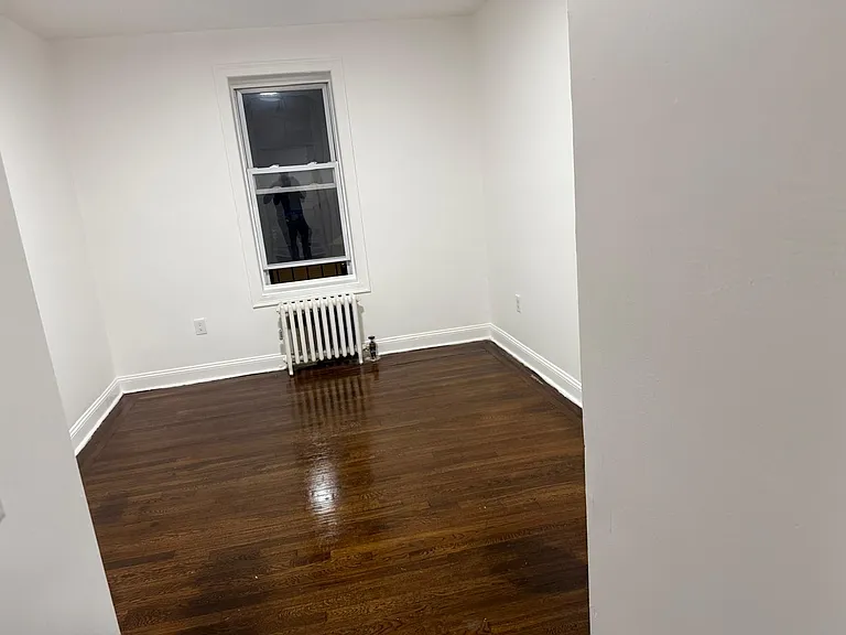 38-40 Kelly Parkway — Photo 5