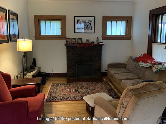 3rd image of 1006 S 10th St