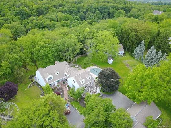 25 Sanfordville Rd, Warwick, NY 10990