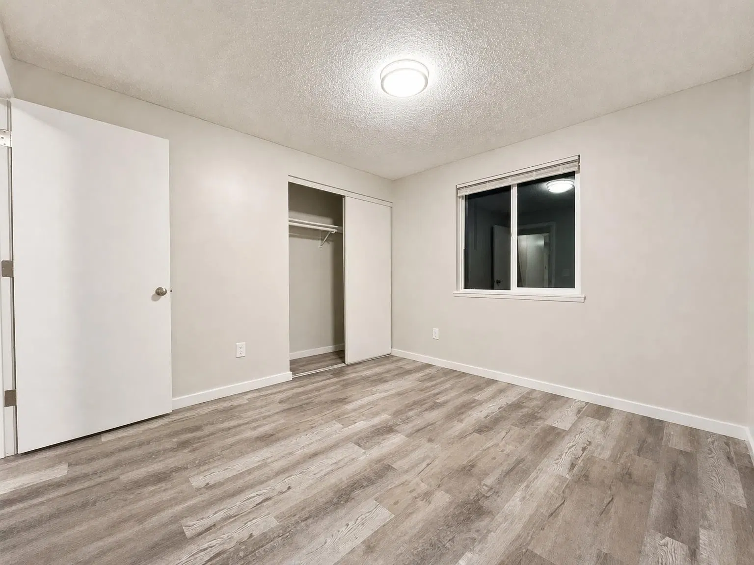 2 bed, 822 sqft, $1,400 — Photo 4
