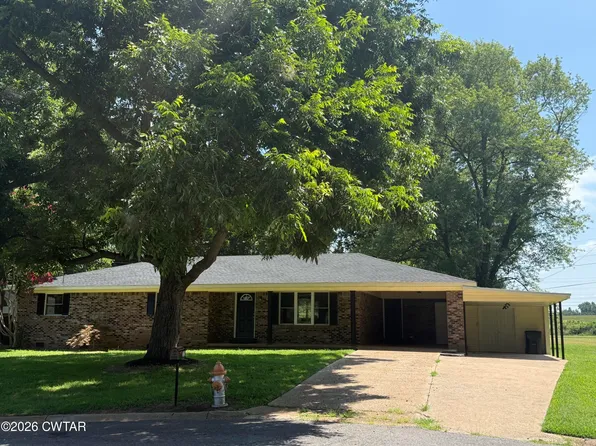 725 Scenic Hills Dr, Newbern, TN 38059