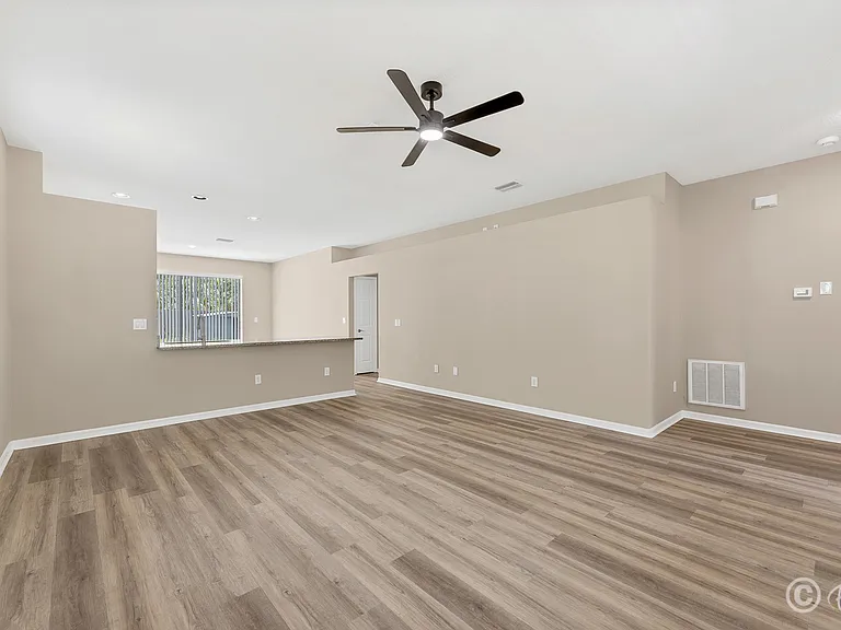 12737 Bramfield Dr — Photo 3