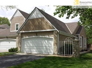 6808 W 125th St, Overland Park, KS 66209