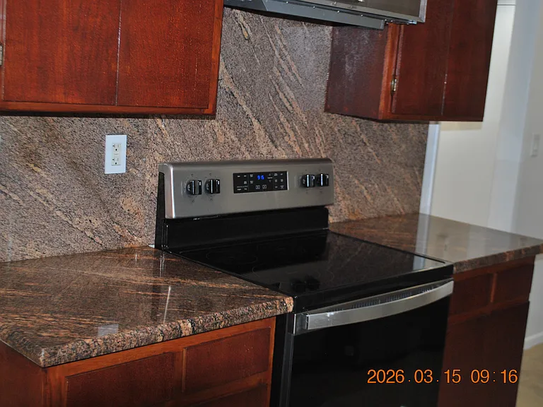612 N Louise St #307 — Photo 9