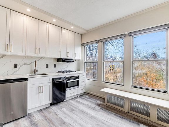 2nd image of 2500 Q St NW APT 308