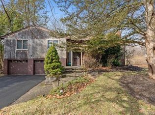 23 Park Ter, Spring Valley, NY 10977