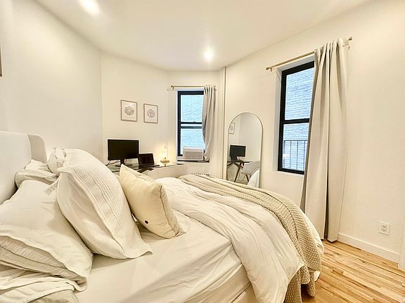 5th image of 228 W 18th St APT 35