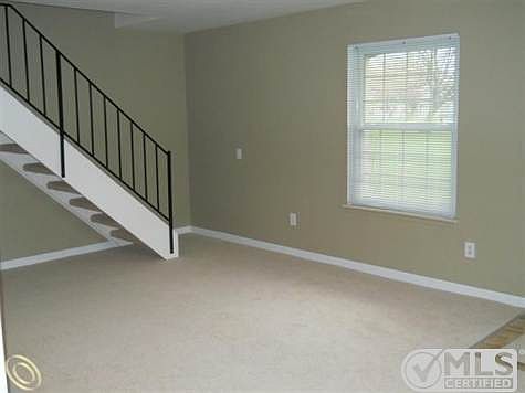 Family Room 2.JPG