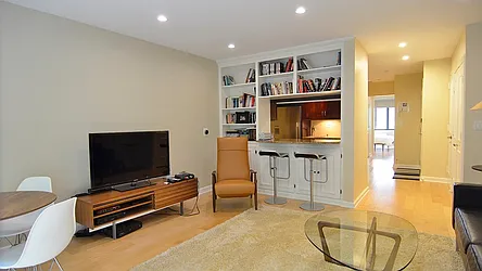 Rented by Park Property Advisors