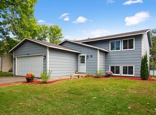 9719 Heath Ave S, Cottage Grove, MN 55016