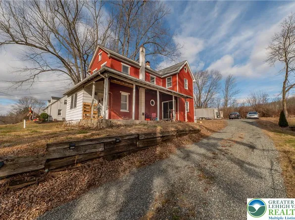 2039 Farmington Ave, Pottstown, PA 19464