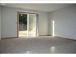 5th image of 510 NW 12th St
