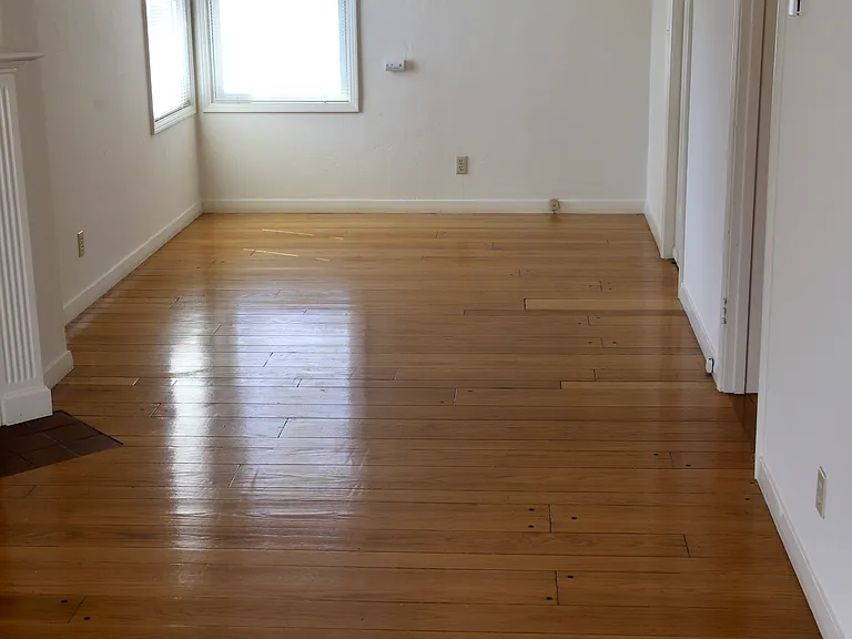 3729 Mosswood Dr — Photo 13