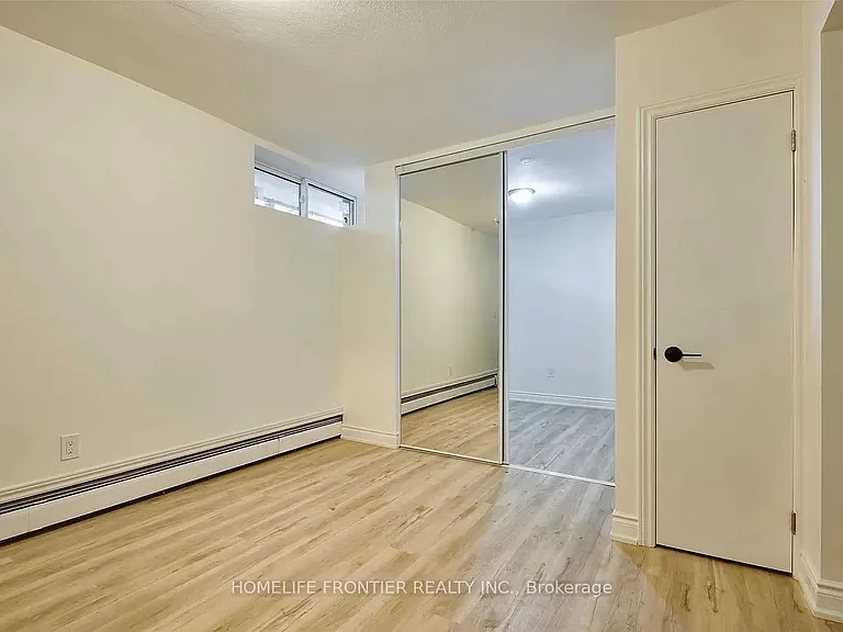 291 Scarlett Rd #101 — Photo 3