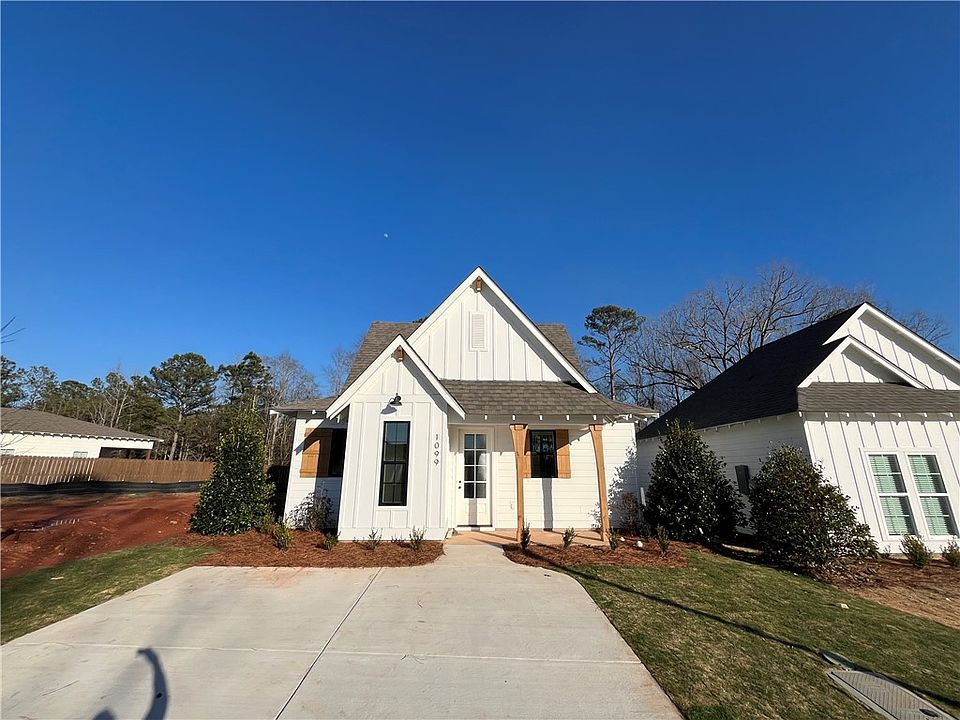 1st image of 1099 Woodland Ln