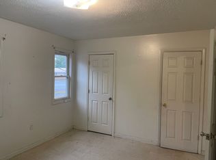 96 S 1st Ave, Mc Rae Helena, GA 31055