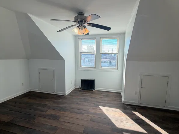 (undisclosed Address), Arverne, NY 11692