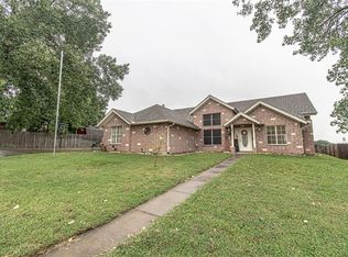 117 Chimney Rock Ct, Weatherford, TX 76086