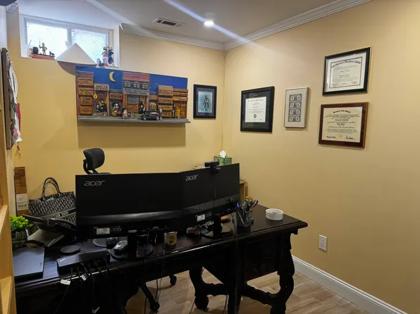 1762 East 19th Street image 11 of 17