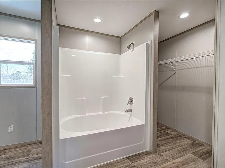 81 Popham Rd — Photo 14