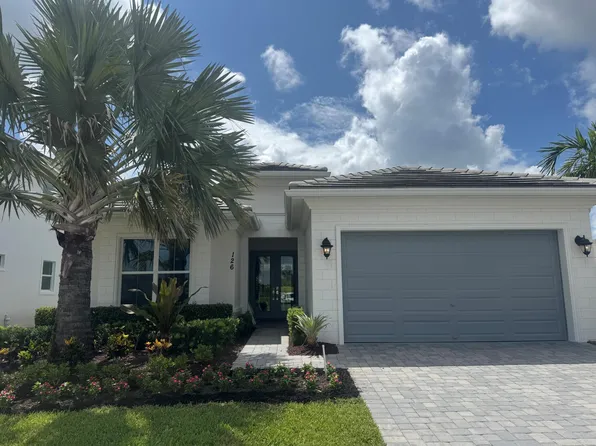 126 SE Calmo Circle, Port St Lucie, FL 34984