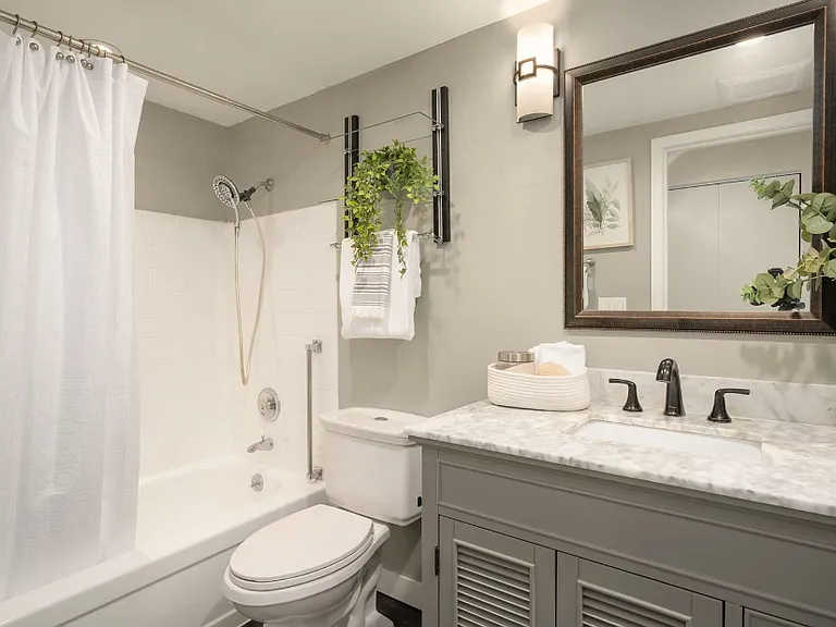 1770 NW 58th St #225 — Photo 10