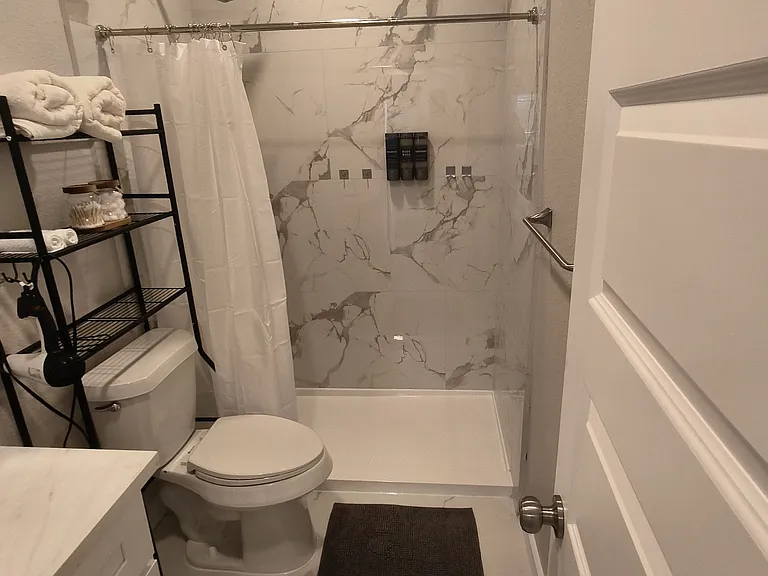 7415 El Paso St #1 — Photo 16