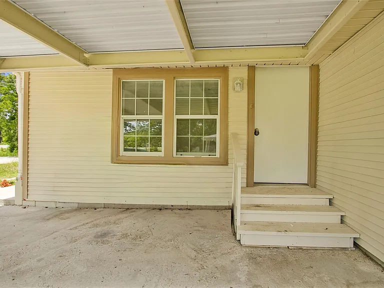 5110 FM 1765 — Photo 7