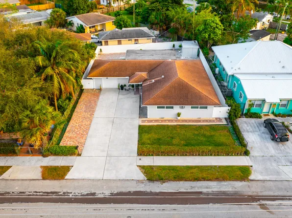 2128 Dock St, West Palm Beach, FL 33401