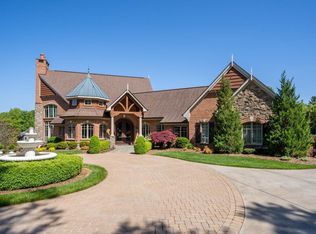 6467 Werk Rd, Cincinnati, OH 45248