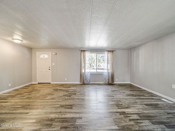 5th image of 3016 E Newsome Ct