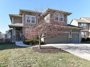 16446 S Lawson St, Olathe, KS 66062
