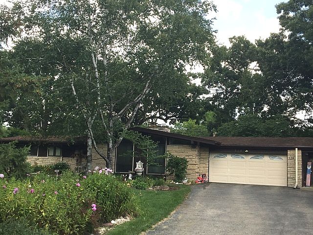 2nd image of 620 Timberline Dr