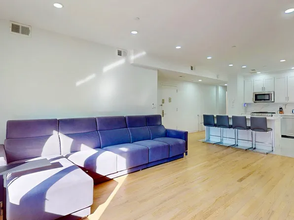 1940 Bergen Avenue image 8 of 42