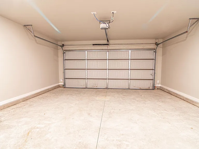 6733 Blue Sky St — Photo 18