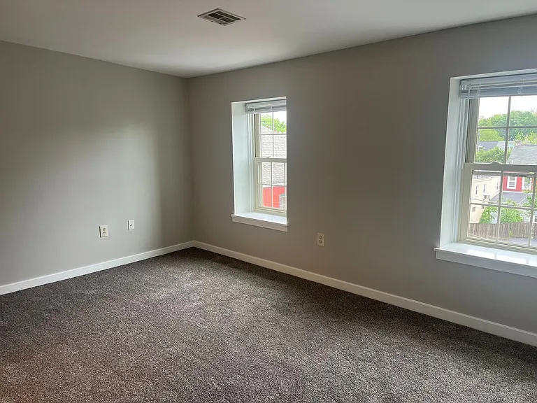 Welcome to Rosenwald Apartments - From Studios to 2 bedrooms Located in Downtown Lancaster! — Photo 20