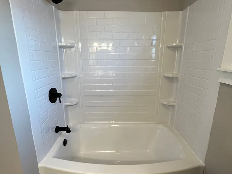 571 Stevenson St — Photo 19