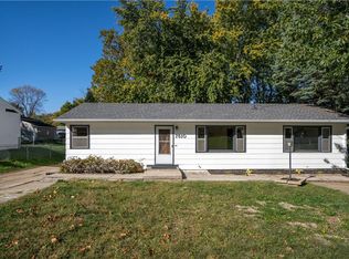 7610 SW 10th St, Des Moines, IA 50315