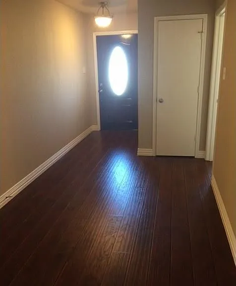 6812 Valley Creek Dr — Photo 10