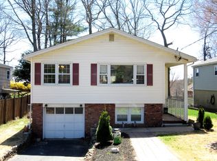 524 Dinah Rd, Landing, NJ 07850