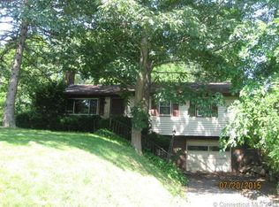 45 Wayne Ln, Meriden, CT 06450