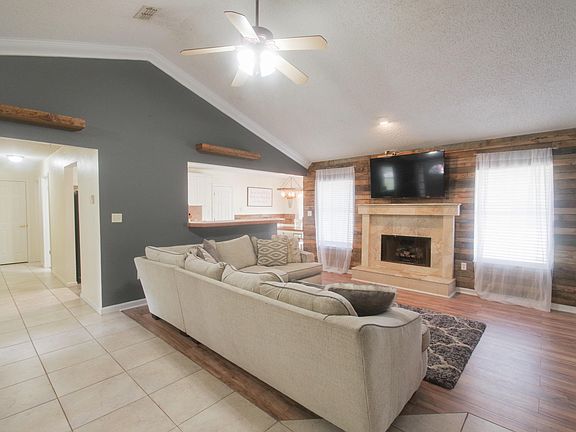 5th image of 7770 Wyndwood Dr